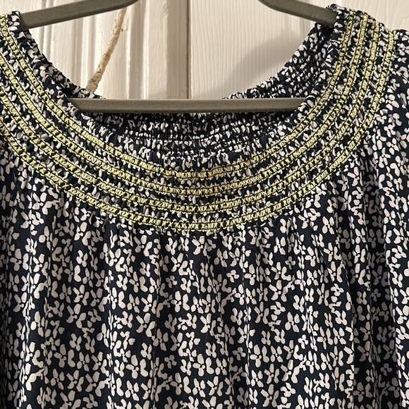 NWOT Fever top - Picture 2 of 5